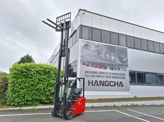 Carretilla contrapesada de 3 ruedas Hangcha A3W18