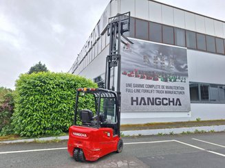 Carretilla contrapesada de 3 ruedas Hangcha A3W18