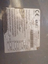 Transpaleta con conductor acompañante OMG 330K - 8