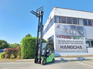 Carretilla contrapesada de 4 ruedas Hangcha XC30i