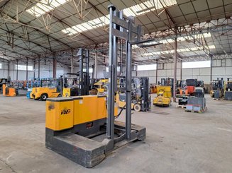 Apilador multidireccional FAC 4VR 2510