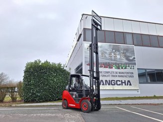 Carretilla contrapesada de 4 ruedas Hangcha XF25G