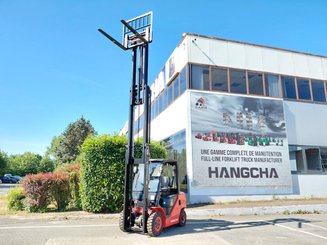 Carretilla contrapesada de 4 ruedas Hangcha XF25D