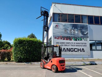 Carretilla contrapesada de 4 ruedas Hangcha XF25D