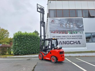 Carretilla contrapesada de 4 ruedas Hangcha XF35G