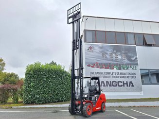 Carretilla contrapesada de 4 ruedas Hangcha XF35G