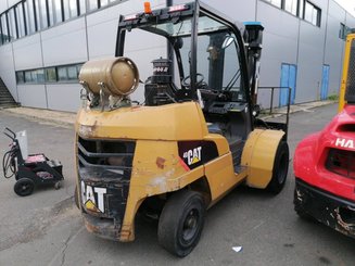 Carretilla contrapesada de 4 ruedas Caterpillar GP40N