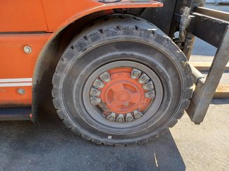 Carretilla contrapesada de 4 ruedas Mora M180C - 2