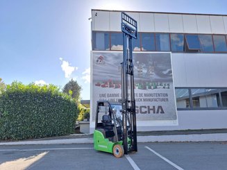 Carretilla contrapesada de 3 ruedas Hangcha XC3-18i (CPDS18-XCC2G-SI)