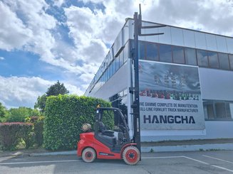 Carretilla contrapesada de 4 ruedas Hangcha XF35G-2