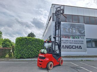 Carretilla contrapesada de 4 ruedas Hangcha XF35G-2
