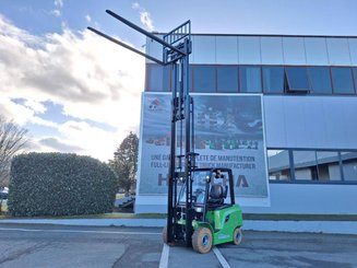 Carretilla contrapesada de 4 ruedas Hangcha AE25-I