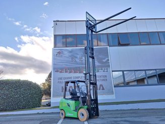 Carretilla contrapesada de 4 ruedas Hangcha AE25-I