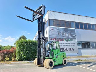 Carretilla contrapesada de 4 ruedas Hangcha X100I