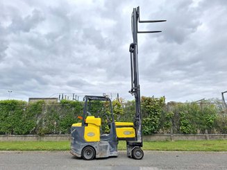Carretilla articulada Aisle Master 20SE