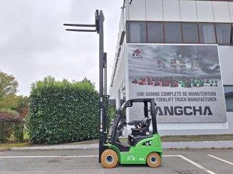 Carretilla contrapesada de 4 ruedas Hangcha XC18i