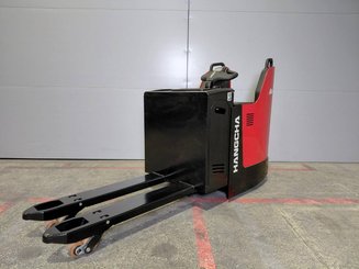 Transpaleta con plataforma Hangcha CBD20-AC2S-SU