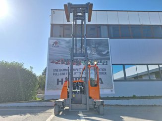 Carretilla multidireccional carga lateral Hubtex DQ45D
