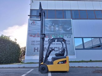 Carretilla contrapesada de 3 ruedas Caterpillar EP16NT - 8