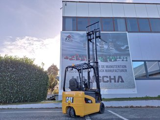 Carretilla contrapesada de 3 ruedas Caterpillar EP16NT - 11