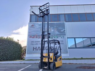 Carretilla contrapesada de 3 ruedas Caterpillar EP16NT - 6