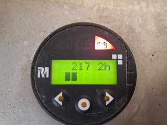 Transpaleta con conductor acompañante Ulma EPT20
