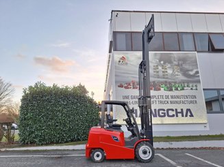 Carretilla contrapesada de 4 ruedas Hangcha AE30