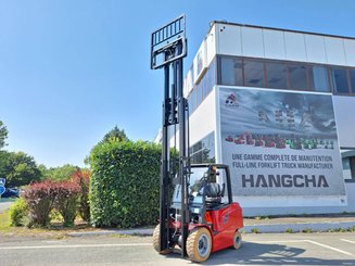 Carretilla contrapesada de 4 ruedas Hangcha AE30