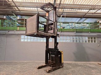 Preparadoras de pedidos con cabina de mando elevable Caterpillar NOH10N - 1