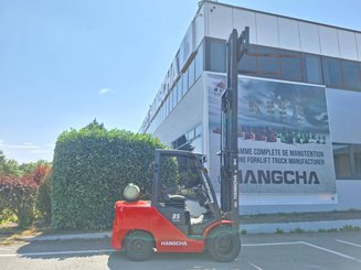 Carretilla contrapesada de 4 ruedas Hangcha CPYD35 - 9