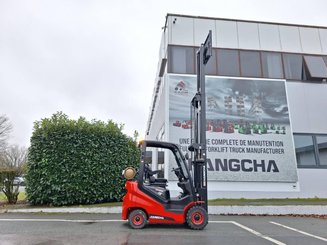 Carretilla contrapesada de 4 ruedas Hangcha XF18G-2