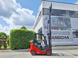 Carretilla contrapesada de 4 ruedas Hangcha XF18G-2
