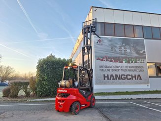 Carretilla contrapesada de 4 ruedas Hangcha XF25G-2