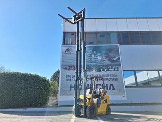 Carretilla contrapesada de 4 ruedas Caterpillar GP25NTD