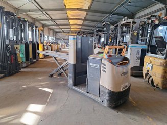 Recogepedidos de baja altura Crown GPC3055-2.0