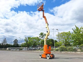 Plataforma articulada JLG E300AJP - 20