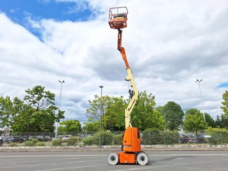 Plataforma articulada JLG E300AJP - 19