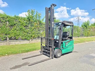 Carretilla contrapesada de 3 ruedas Hangcha A3W20