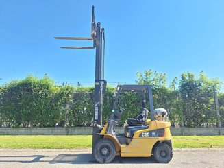 Carretilla contrapesada de 4 ruedas Caterpillar GP20NT - 8