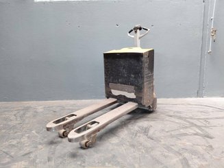 Transpaleta con conductor acompañante Caterpillar NPP20N2