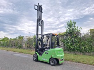 Carretilla contrapesada de 4 ruedas Hangcha XC35i