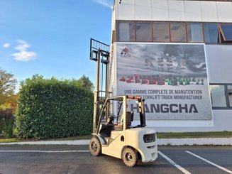 Carretilla contrapesada de 4 ruedas Hangcha XF25D