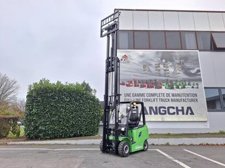 Carretilla contrapesada de 4 ruedas Hangcha AE20Ci