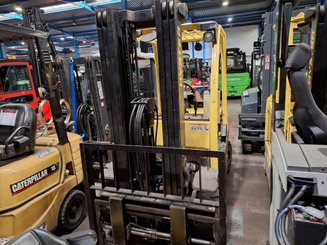 Carretilla contrapesada de 4 ruedas Hyster H3.0FT