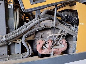 Carretilla multidireccional carga lateral Combilift C8000-15