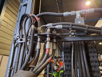 Carretilla multidireccional carga lateral Combilift C8000-15