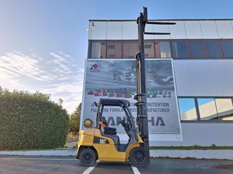 Carretilla contrapesada de 4 ruedas Caterpillar GP25N - 9
