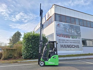 Carretilla contrapesada de 3 ruedas Hangcha XC3-18i (CPDS18-XCC2G-SI)