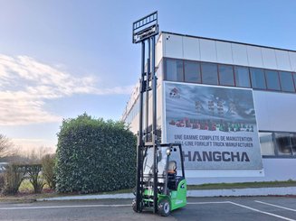 Carretilla contrapesada de 3 ruedas Hangcha XC3-18i (CPDS18-XCC2G-SI)