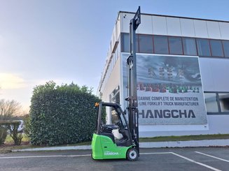 Carretilla contrapesada de 3 ruedas Hangcha XC3-18i (CPDS18-XCC2G-SI)
